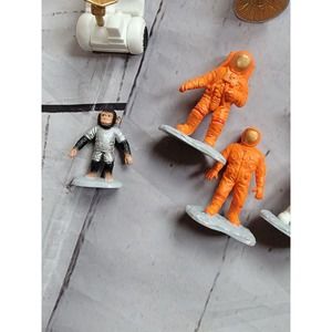 NASA Adventure Figures Set Of 9 Moon Space Astronaut
